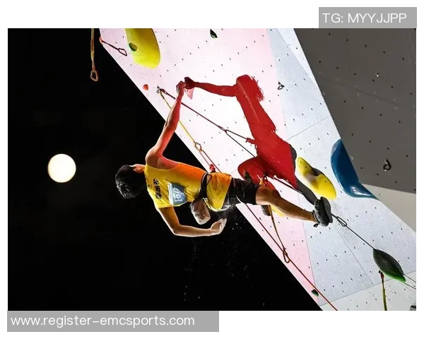 实时新闻南京攀岩队在极限运动会中以72分稳居积分榜首位